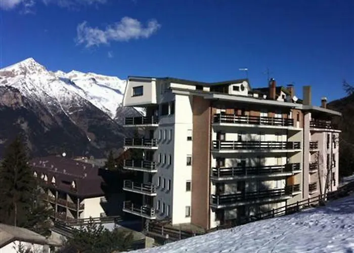 Clotes Sauze D Vicino Le Piste Sauze D'Oulx